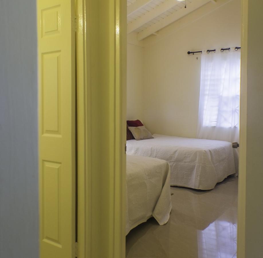 N2N Suites - Ochio Rios Vacation Home 奥乔里奥斯 外观 照片